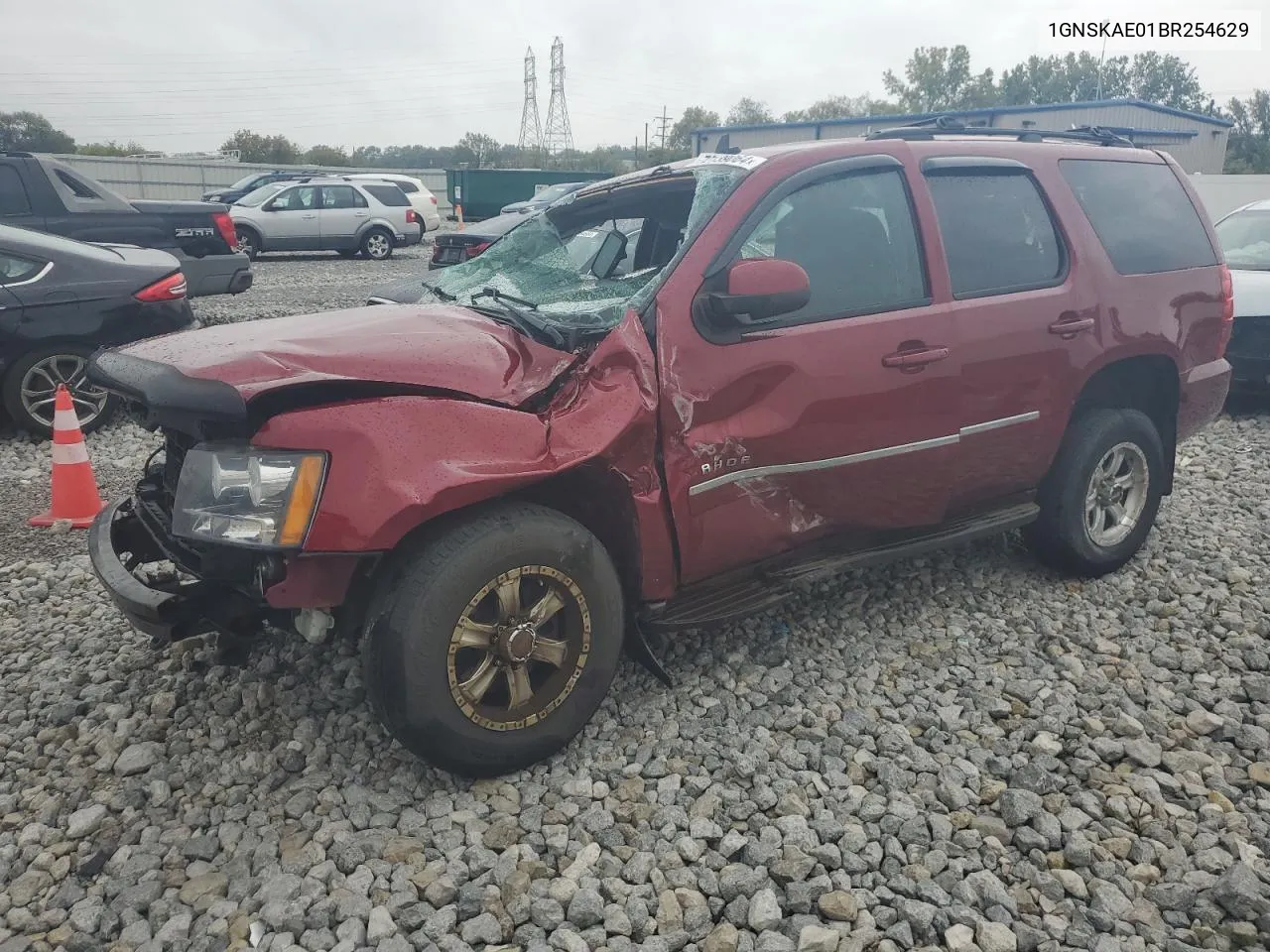 2011 Chevrolet Tahoe K1500 Ls VIN: 1GNSKAE01BR254629 Lot: 72139064