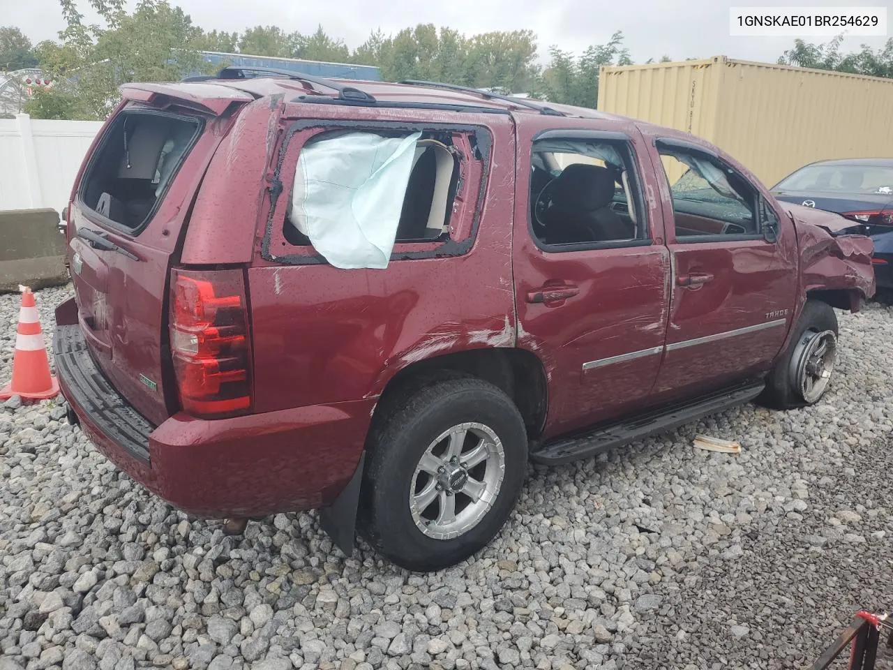 2011 Chevrolet Tahoe K1500 Ls VIN: 1GNSKAE01BR254629 Lot: 72139064