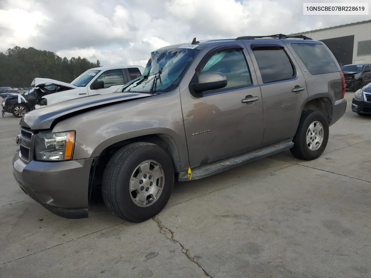 2011 Chevrolet Tahoe C1500 Lt VIN: 1GNSCBE07BR228619 Lot: 73728934