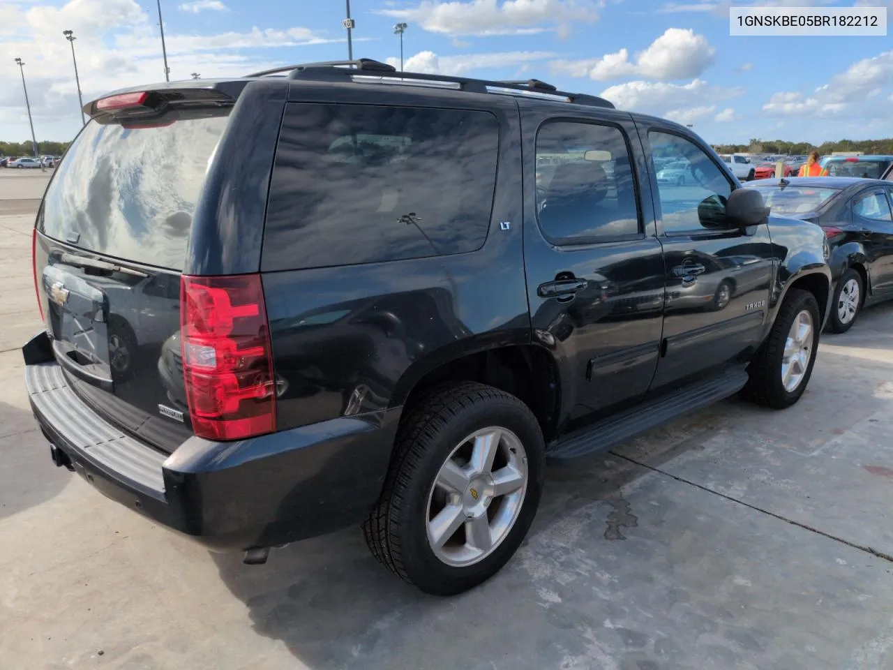 2011 Chevrolet Tahoe K1500 Lt VIN: 1GNSKBE05BR182212 Lot: 74097854