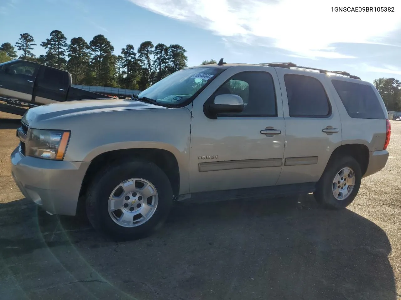 2011 Chevrolet Tahoe C1500 Ls VIN: 1GNSCAE09BR105382 Lot: 80546084