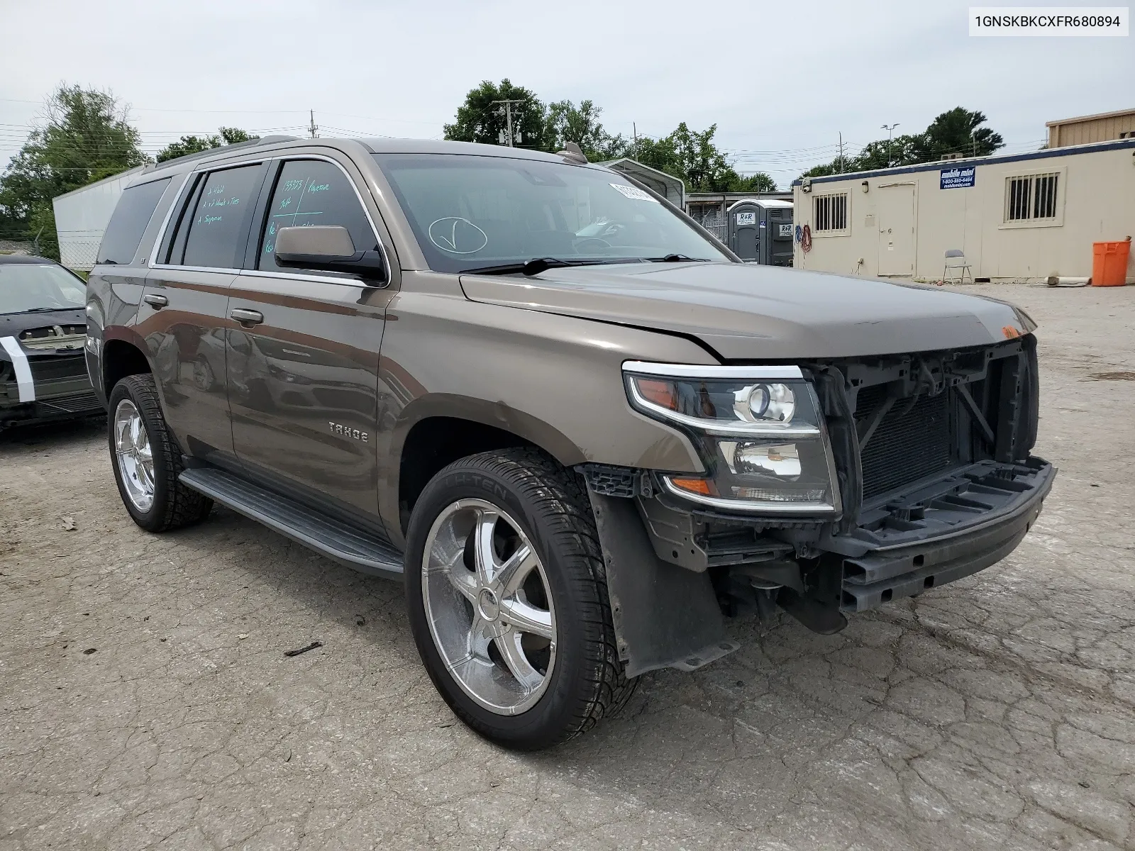 1GNSKBKCXFR680894 2015 Chevrolet Tahoe K1500 Lt