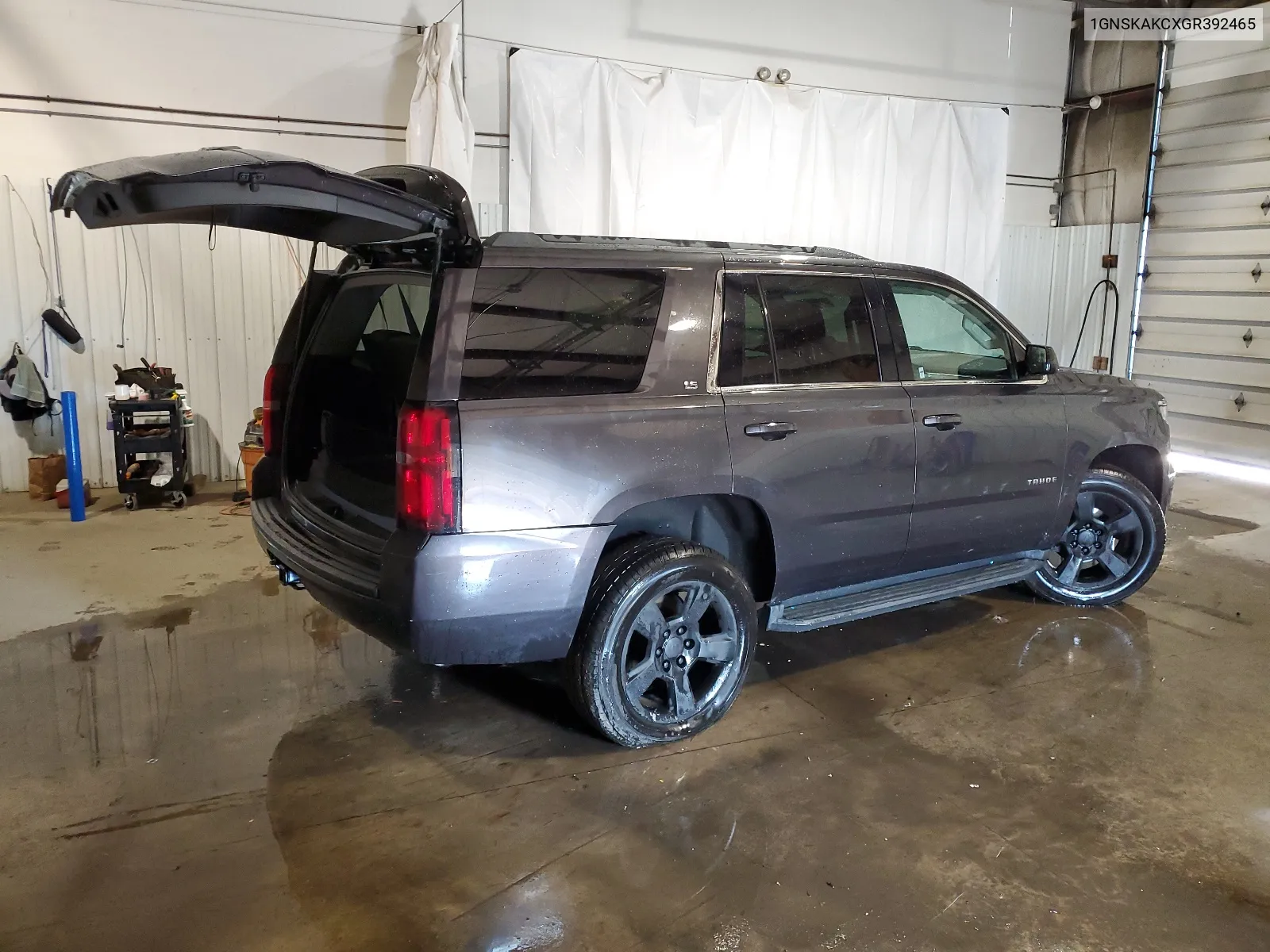 2016 Chevrolet Tahoe K1500 Ls VIN: 1GNSKAKCXGR392465 Lot: 67960824