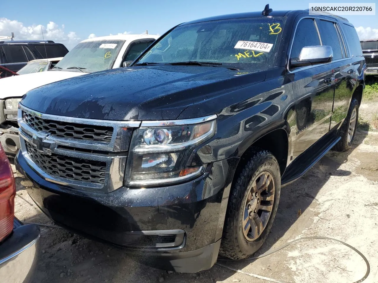 2016 Chevrolet Tahoe C1500 Ls VIN: 1GNSCAKC2GR220766 Lot: 76164704