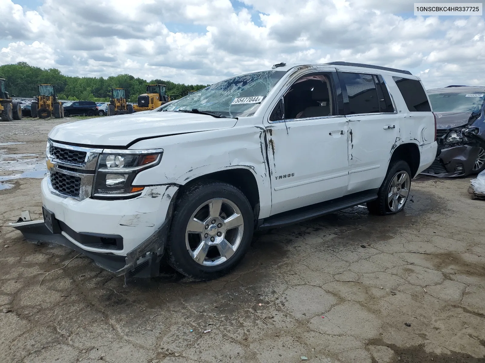 2017 Chevrolet Tahoe C1500 Lt VIN: 1GNSCBKC4HR337725 Lot: 55477044