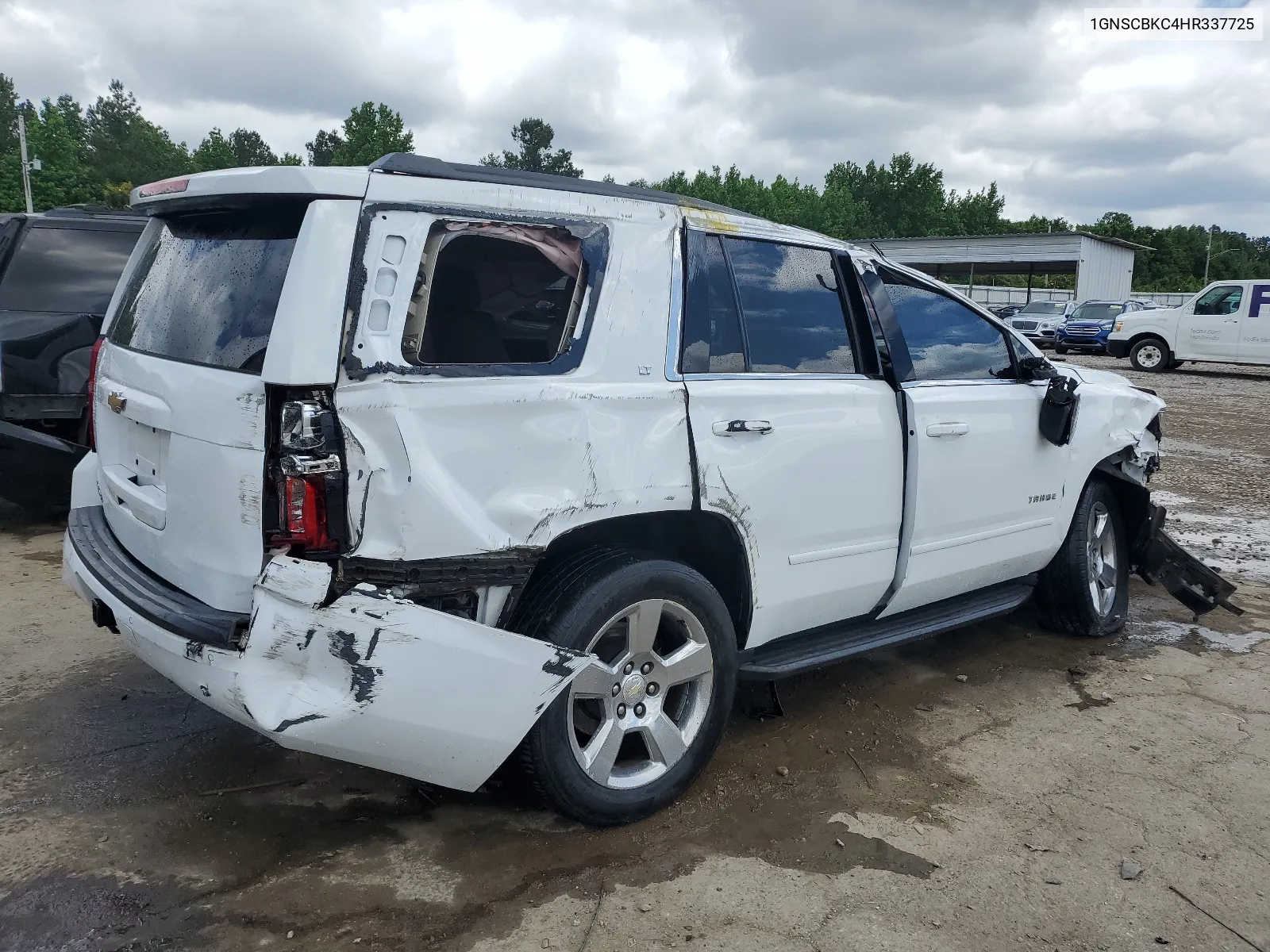 2017 Chevrolet Tahoe C1500 Lt VIN: 1GNSCBKC4HR337725 Lot: 55477044