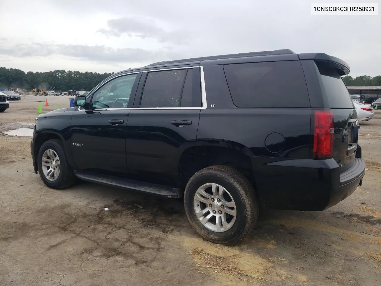 2017 Chevrolet Tahoe C1500 Lt VIN: 1GNSCBKC3HR258921 Lot: 71059344