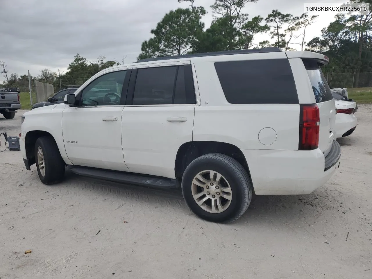 2017 Chevrolet Tahoe K1500 Lt VIN: 1GNSKBKCXHR235610 Lot: 76153894