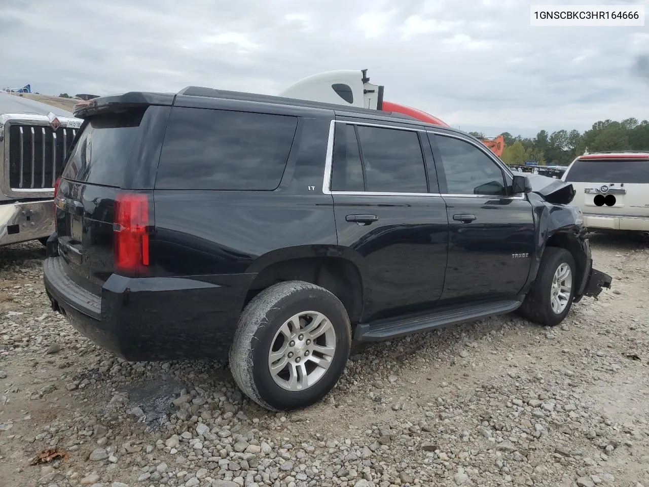 2017 Chevrolet Tahoe C1500 Lt VIN: 1GNSCBKC3HR164666 Lot: 76187533