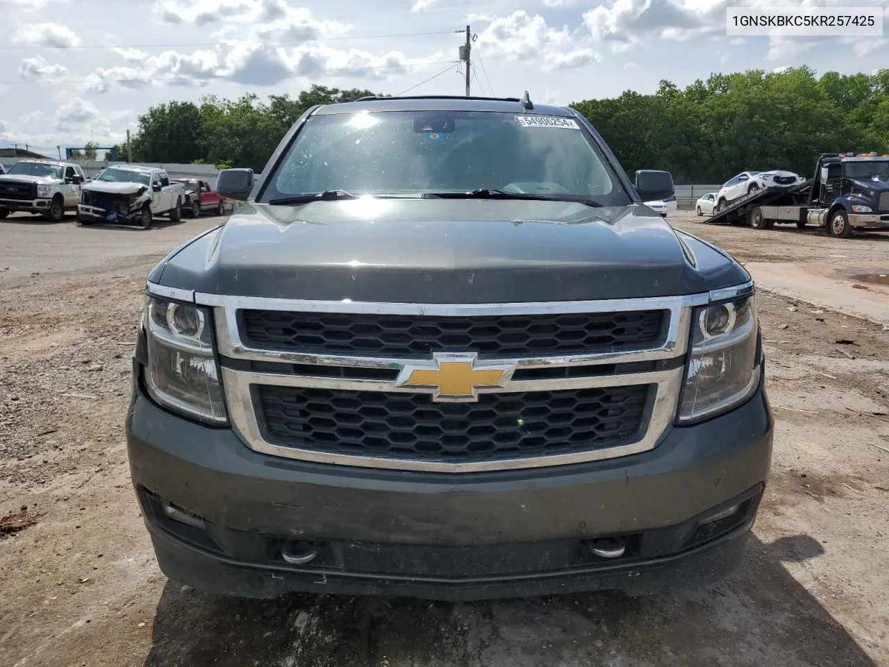 2019 Chevrolet Tahoe K1500 Lt VIN: 1GNSKBKC5KR257425 Lot: 54906254