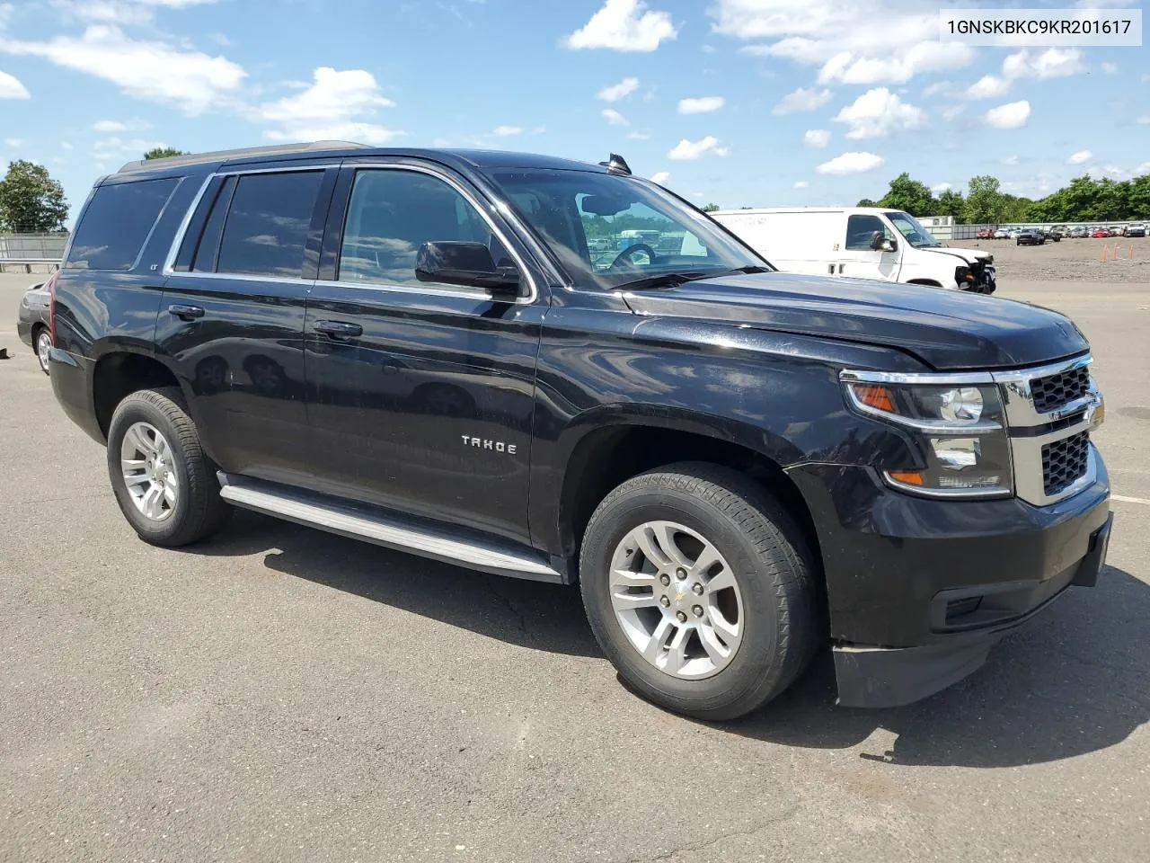 2019 Chevrolet Tahoe K1500 Lt VIN: 1GNSKBKC9KR201617 Lot: 58220204