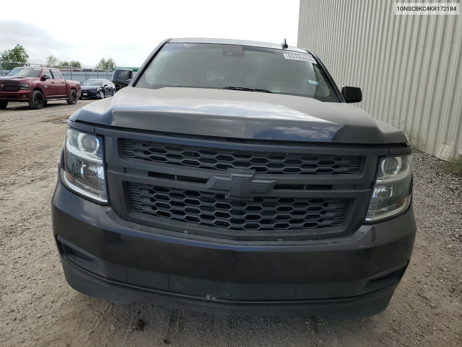 1GNSCBKC4KR172184 2019 Chevrolet Tahoe C1500 Lt