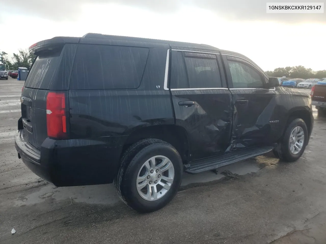 1GNSKBKCXKR129147 2019 Chevrolet Tahoe K1500 Lt