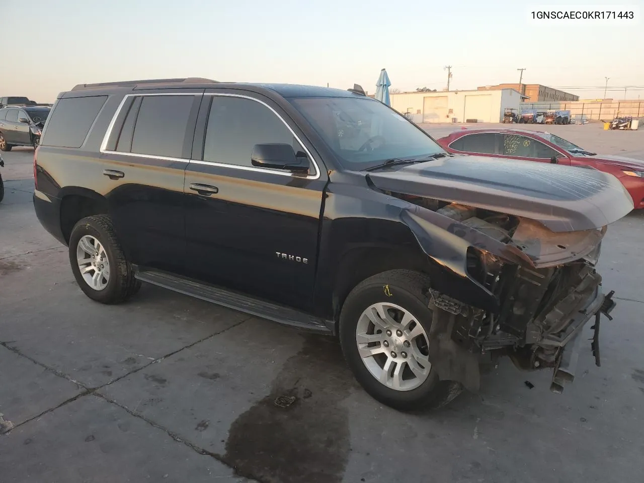 1GNSCAEC0KR171443 2019 Chevrolet Tahoe C1500 Ls