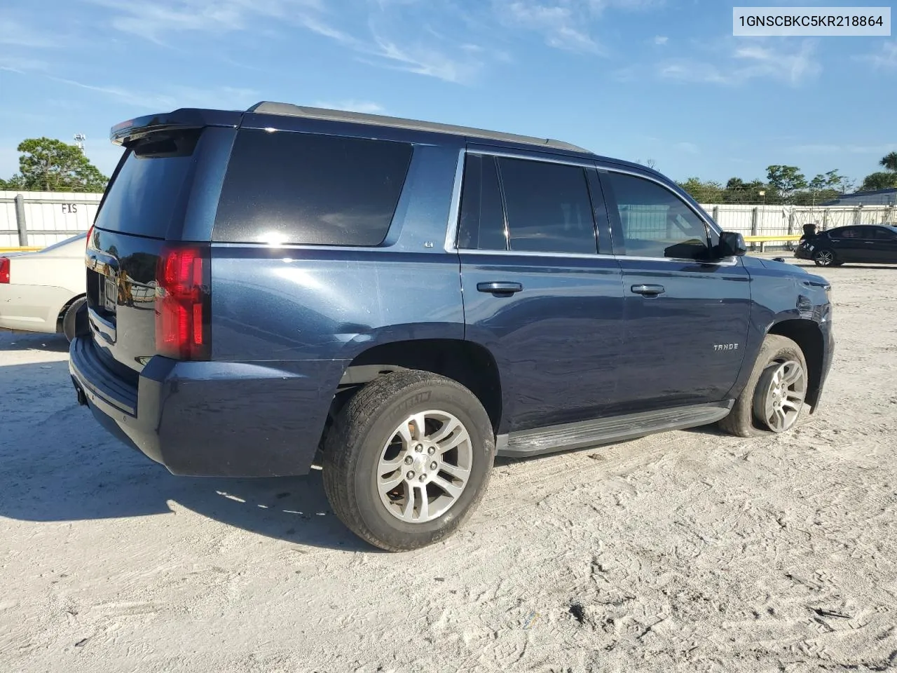 2019 Chevrolet Tahoe C1500 Lt VIN: 1GNSCBKC5KR218864 Lot: 75465874