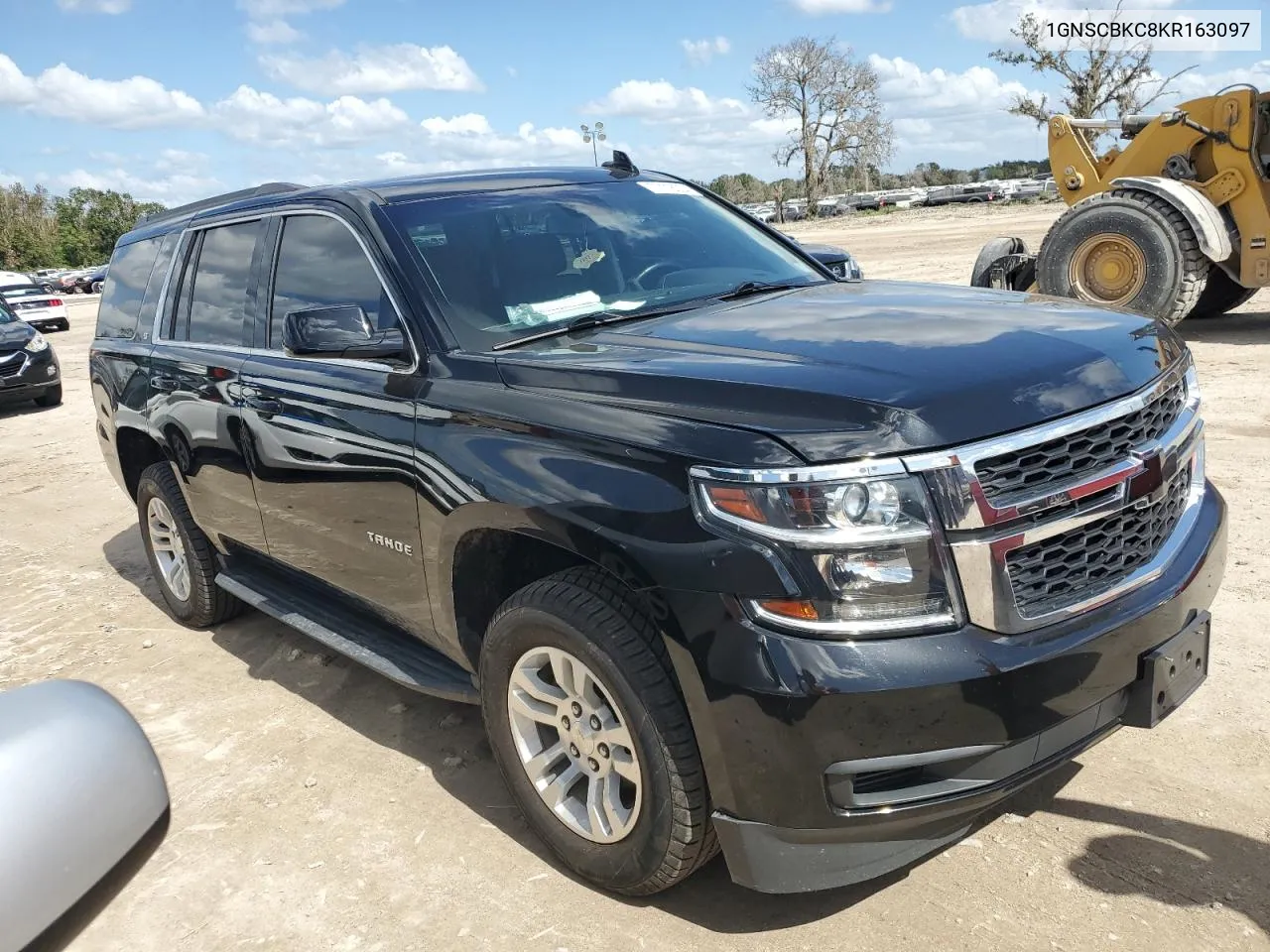 2019 Chevrolet Tahoe C1500 Lt VIN: 1GNSCBKC8KR163097 Lot: 77118094