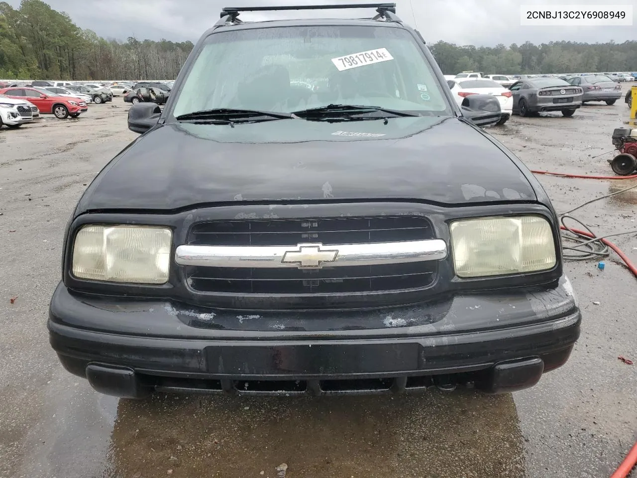 2000 Chevrolet Tracker VIN: 2CNBJ13C2Y6908949 Lot: 79817914