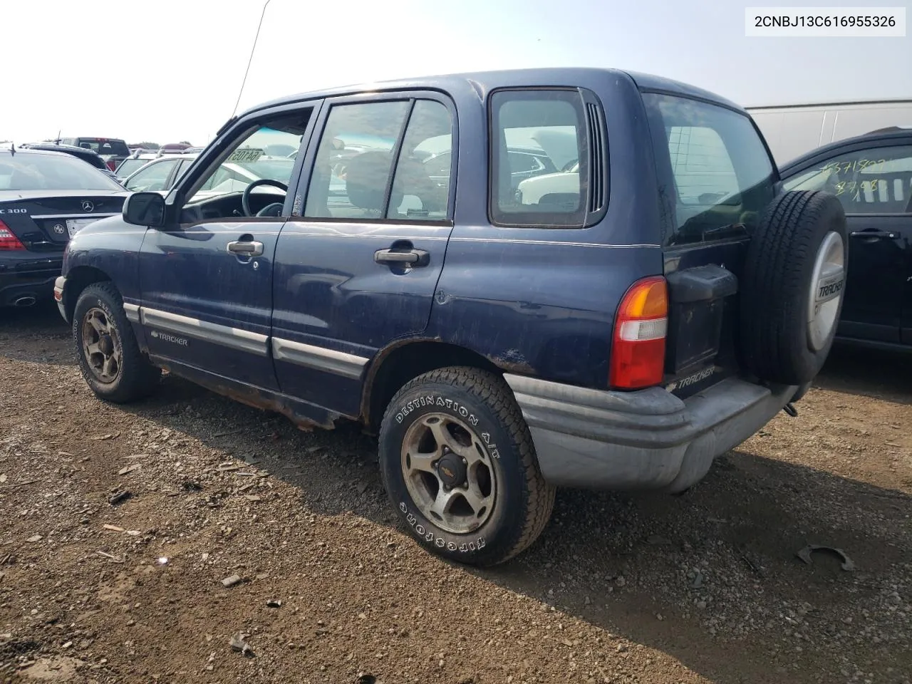 2CNBJ13C616955326 2001 Chevrolet Tracker