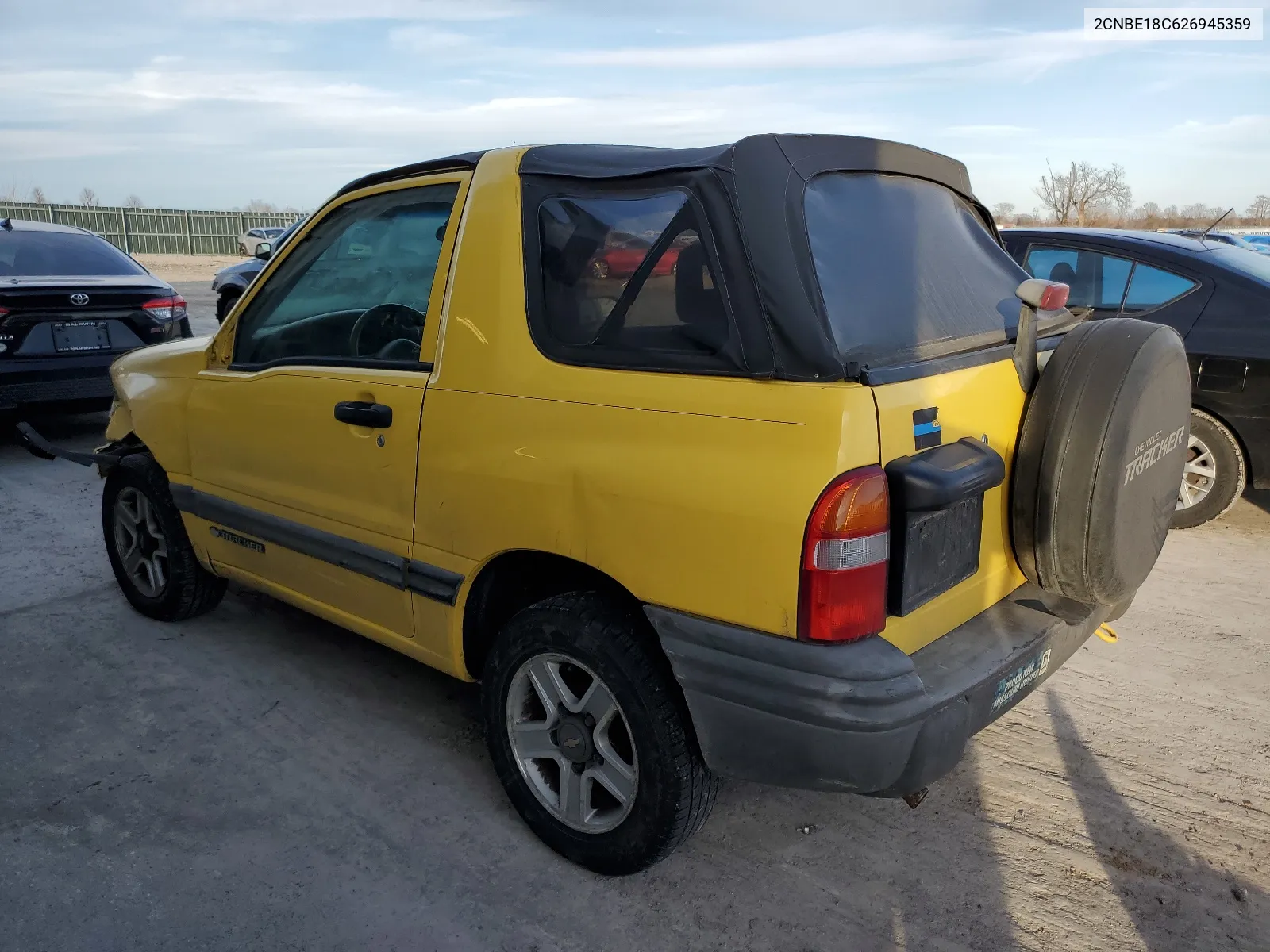 2002 Chevrolet Tracker VIN: 2CNBE18C626945359 Lot: 46819133