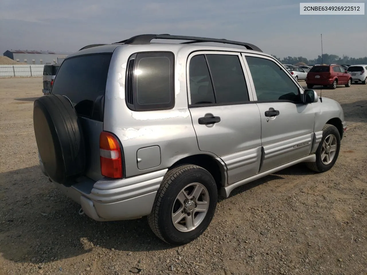 2CNBE634926922512 2002 Chevrolet Tracker Lt