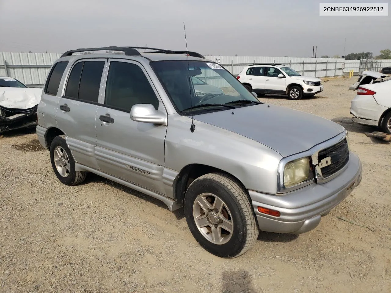 2CNBE634926922512 2002 Chevrolet Tracker Lt