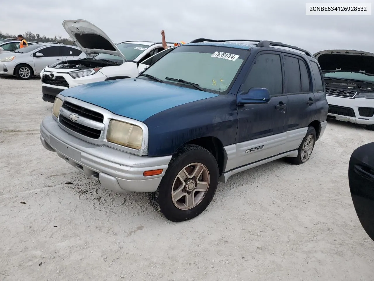 2002 Chevrolet Tracker Lt VIN: 2CNBE634126928532 Lot: 76990704