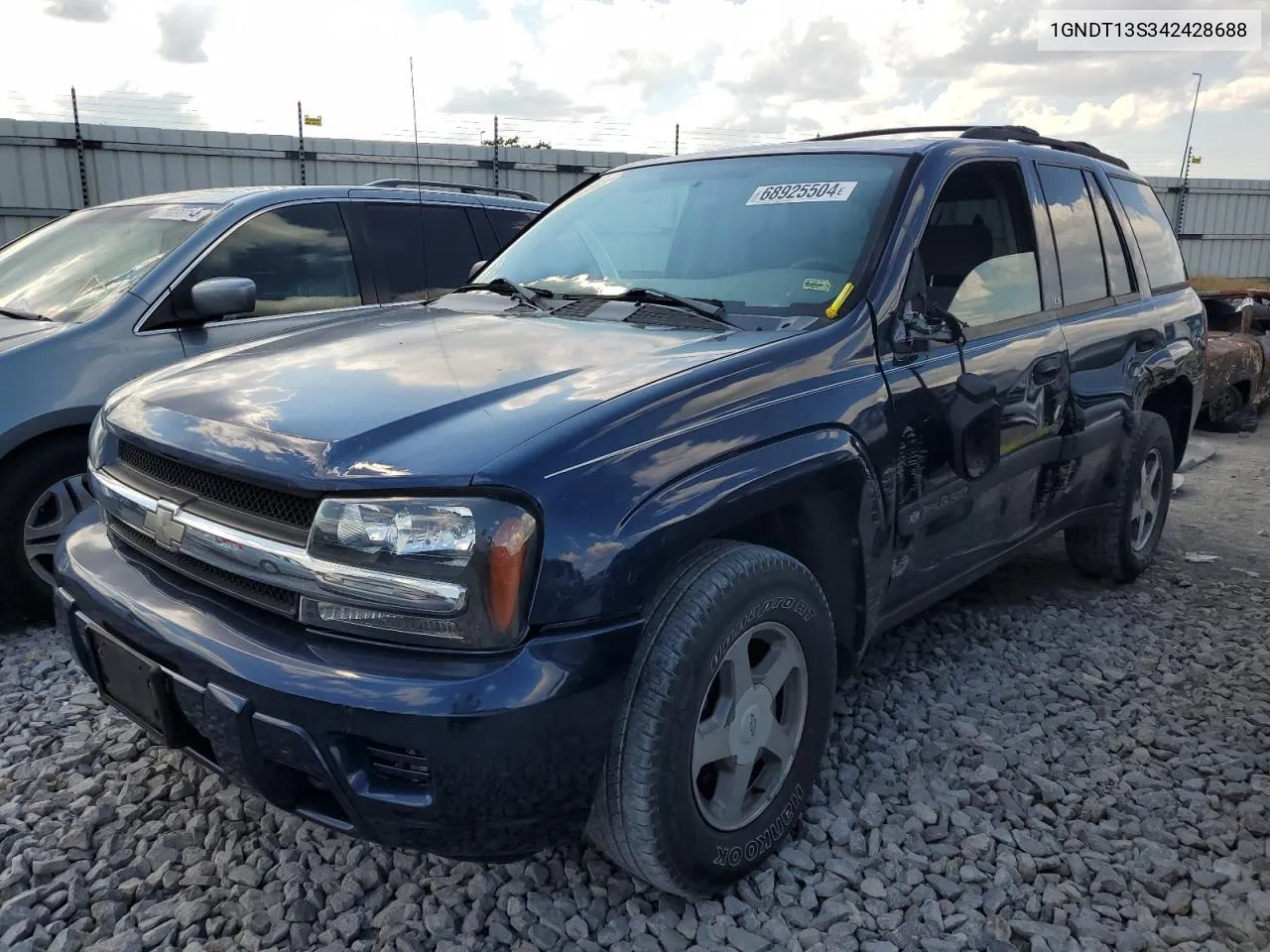 2004 Chevrolet Trailblazer Ls VIN: 1GNDT13S342428688 Lot: 68925504