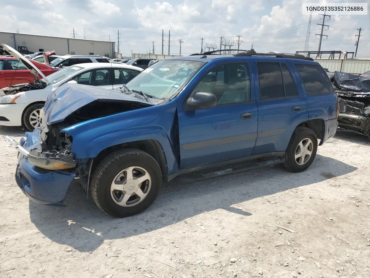 1GNDS13S352126886 2005 Chevrolet Trailblazer Ls