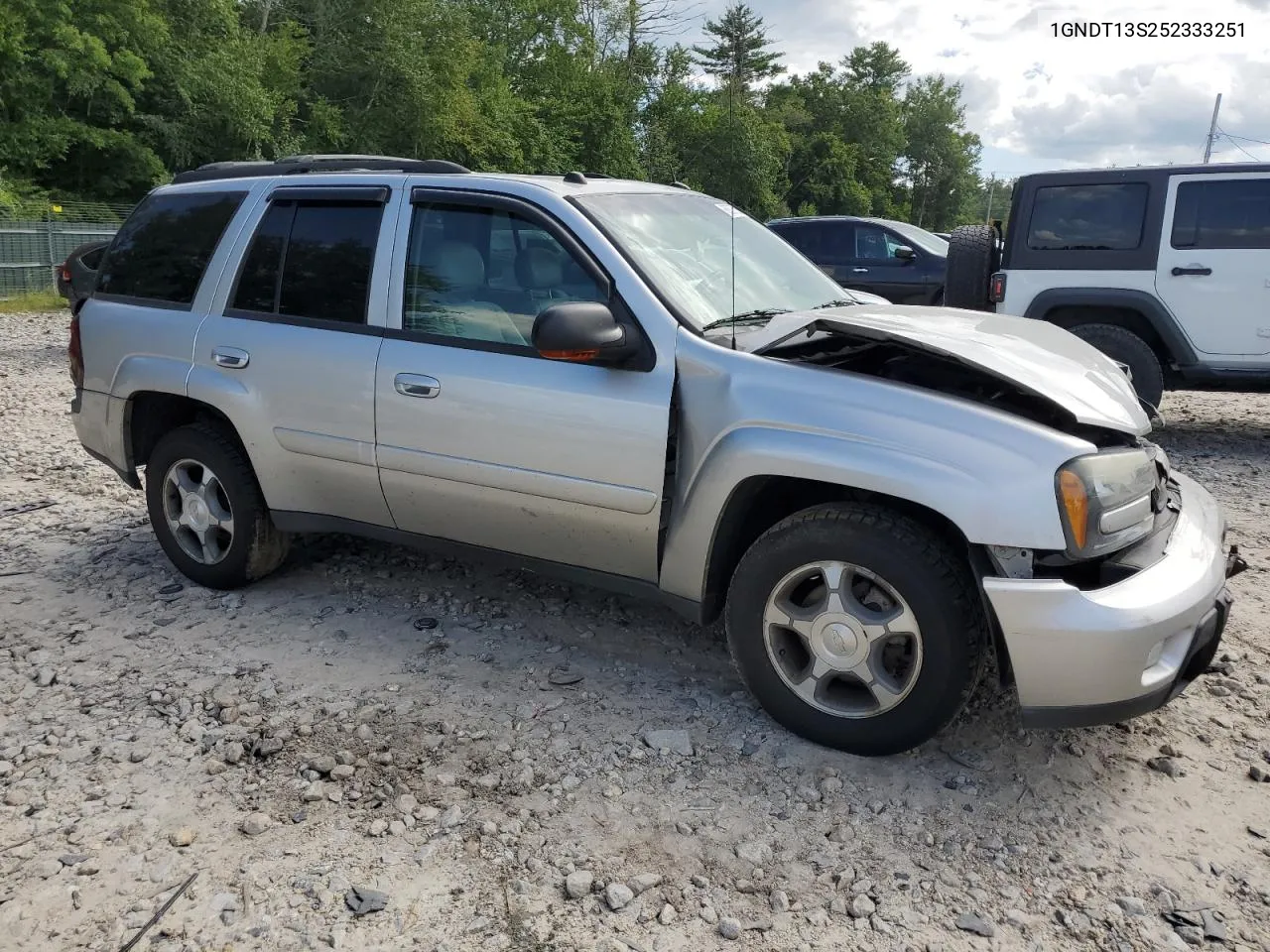 2005 Chevrolet Trailblazer Ls VIN: 1GNDT13S252333251 Lot: 68007294