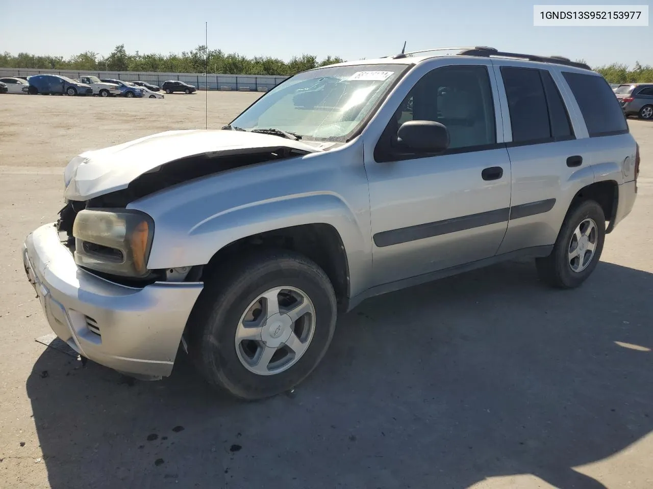 1GNDS13S952153977 2005 Chevrolet Trailblazer Ls