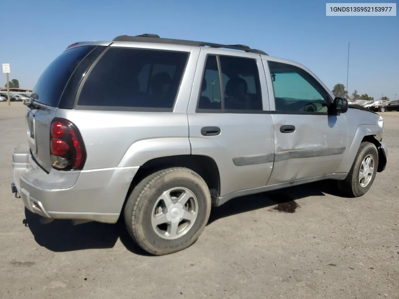 1GNDS13S952153977 2005 Chevrolet Trailblazer Ls