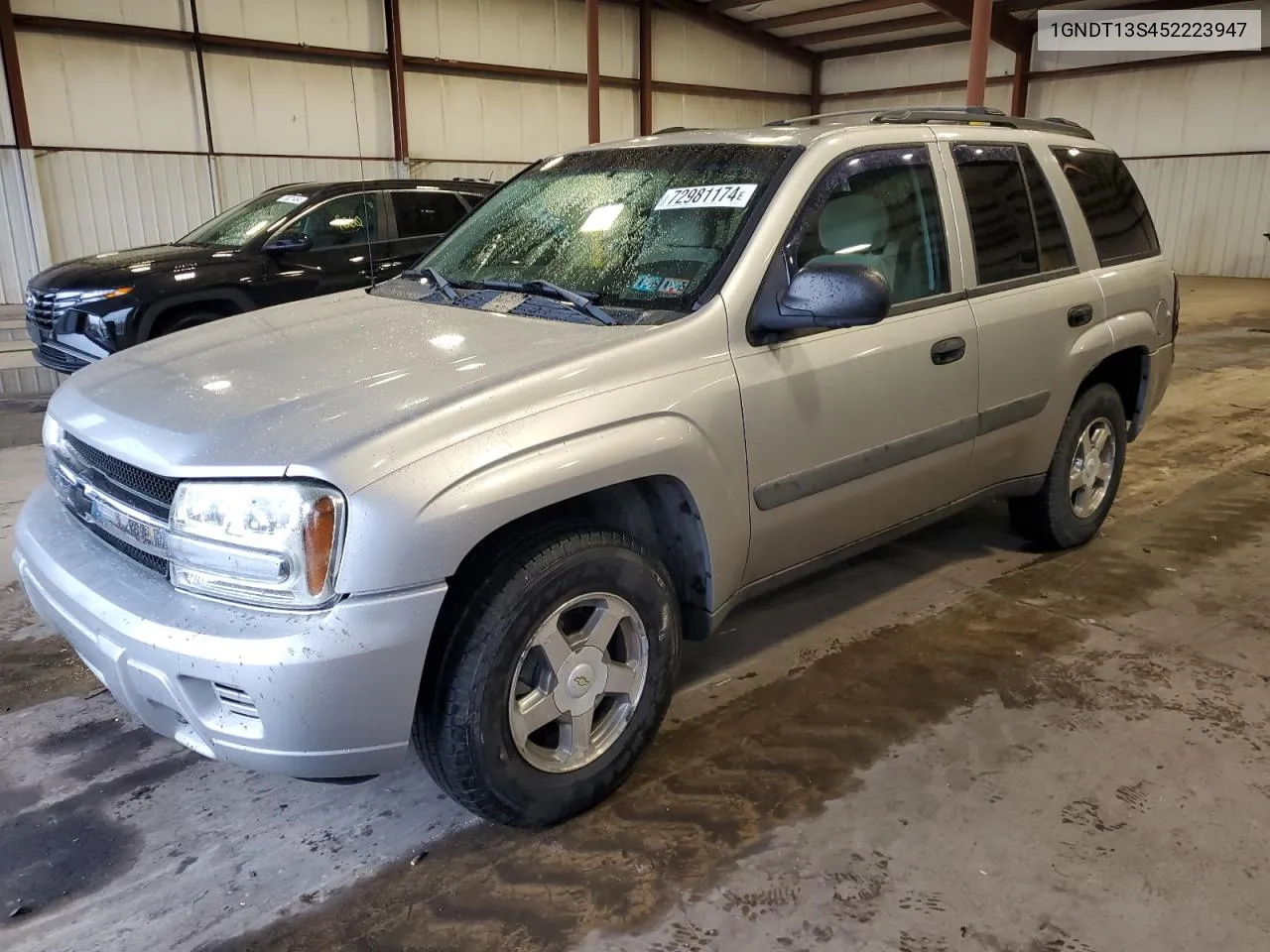 2005 Chevrolet Trailblazer Ls VIN: 1GNDT13S452223947 Lot: 72981174