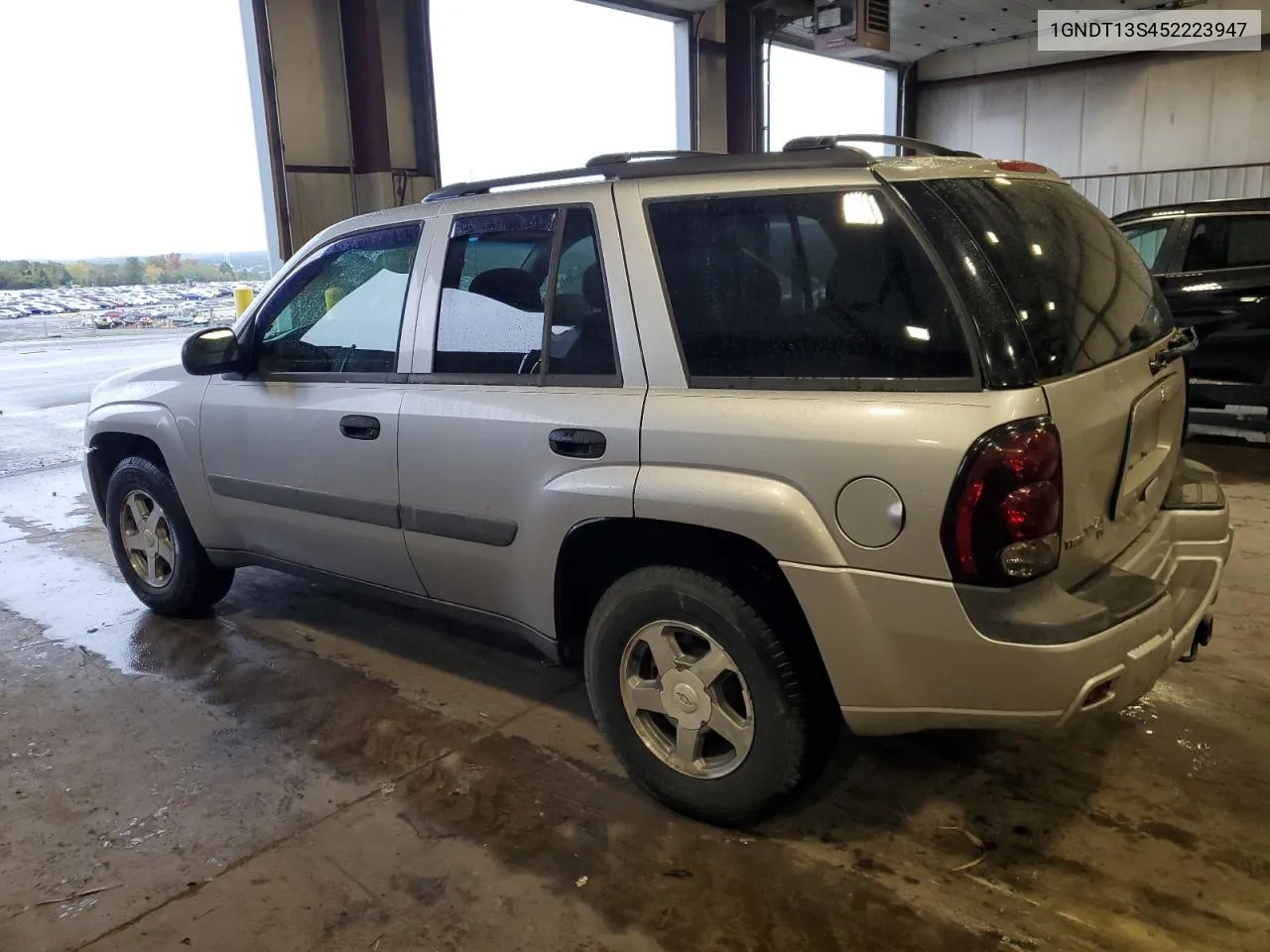 1GNDT13S452223947 2005 Chevrolet Trailblazer Ls