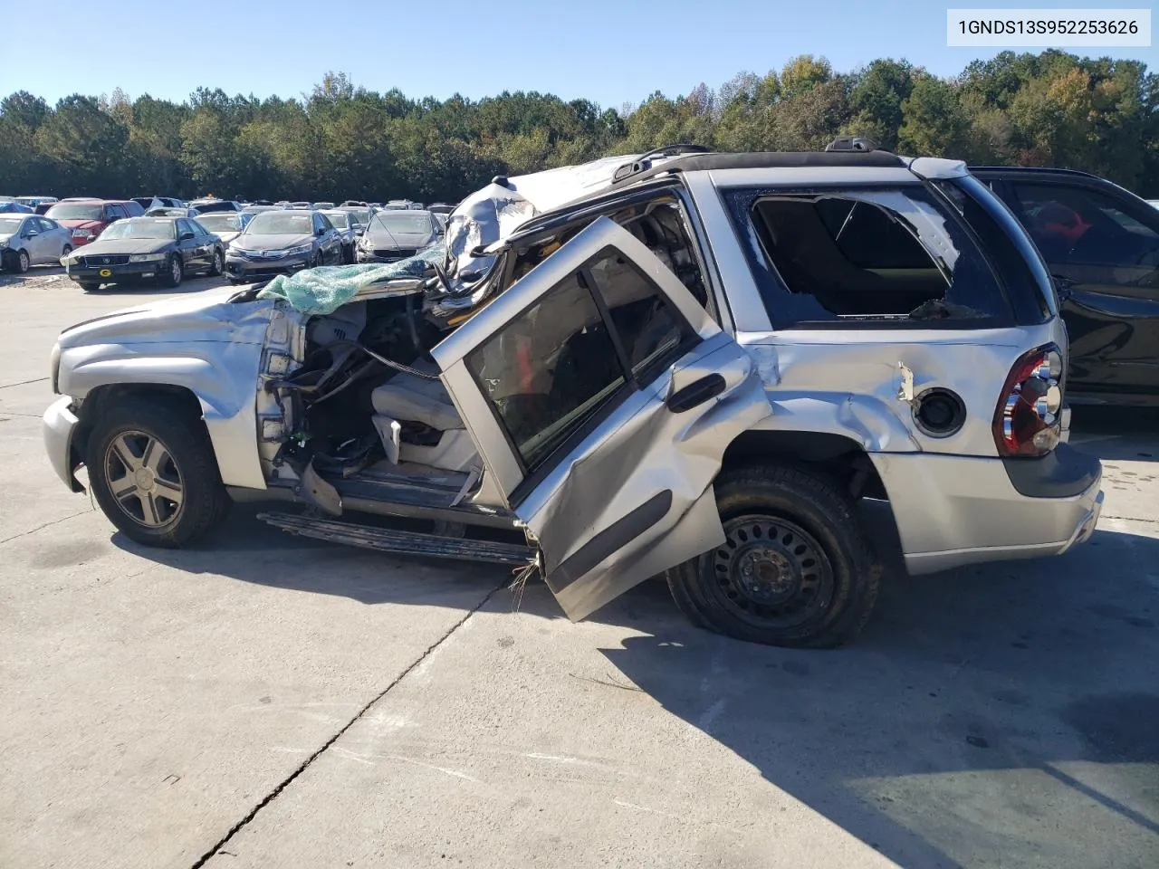 2005 Chevrolet Trailblazer Ls VIN: 1GNDS13S952253626 Lot: 74704563