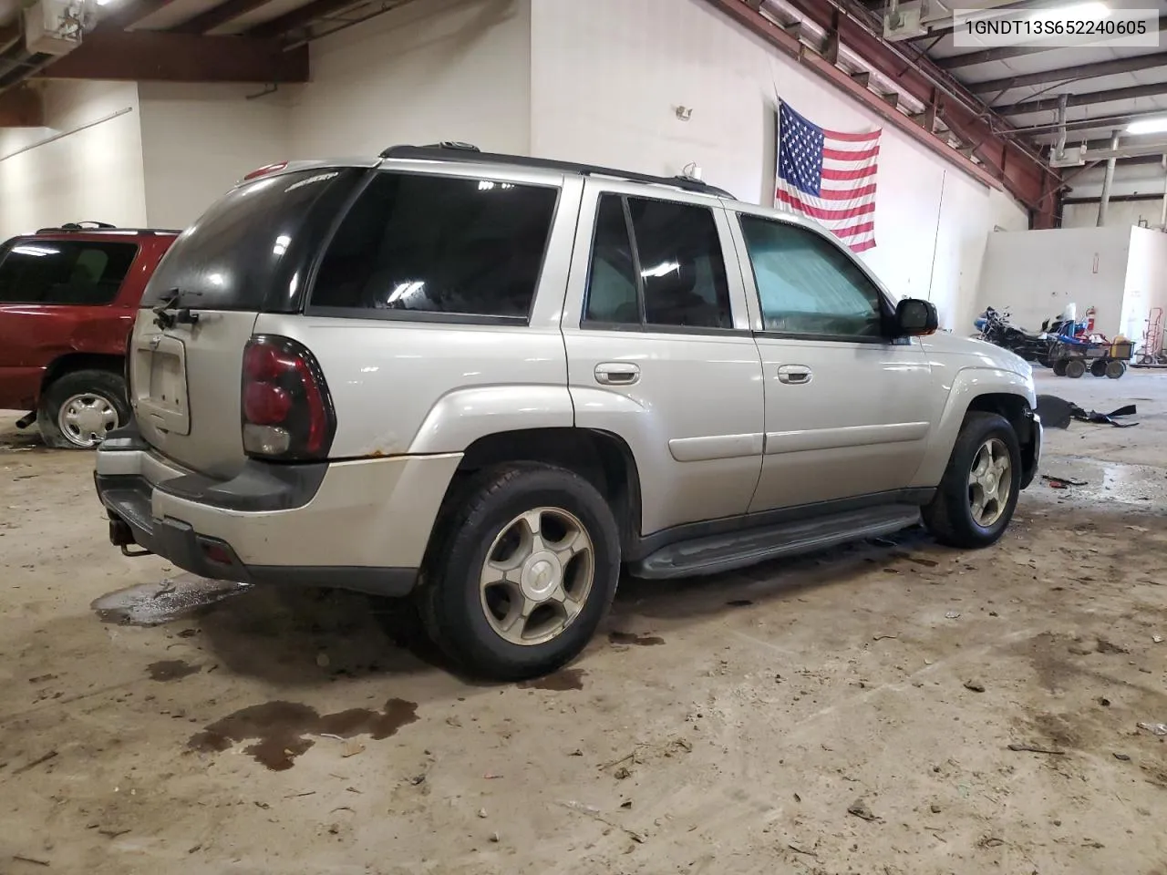 2005 Chevrolet Trailblazer Ls VIN: 1GNDT13S652240605 Lot: 76405784