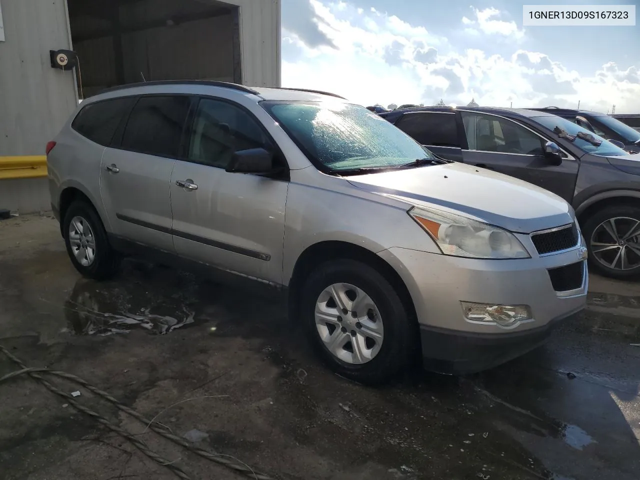 1GNER13D09S167323 2009 Chevrolet Traverse Ls