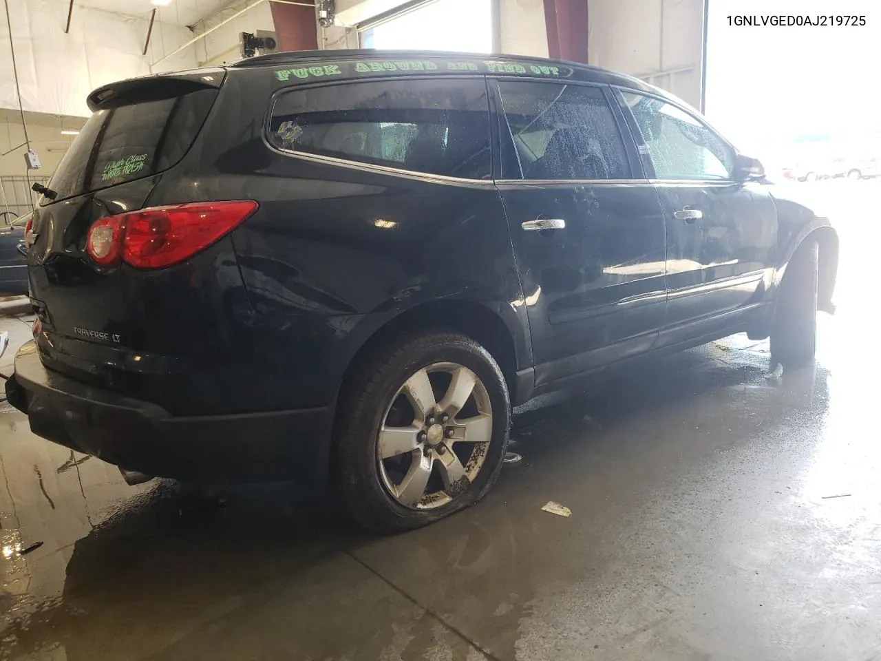 1GNLVGED0AJ219725 2010 Chevrolet Traverse Lt