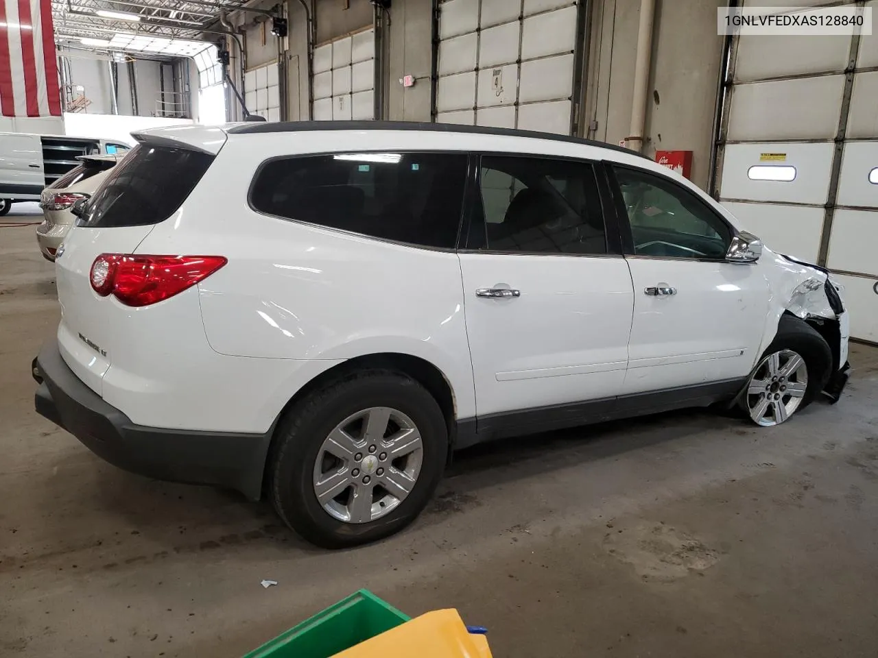 1GNLVFEDXAS128840 2010 Chevrolet Traverse Lt