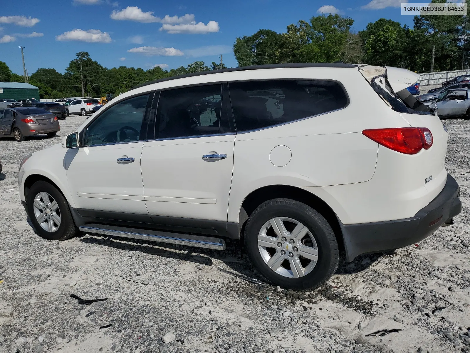 1GNKRGED3BJ184633 2011 Chevrolet Traverse Lt