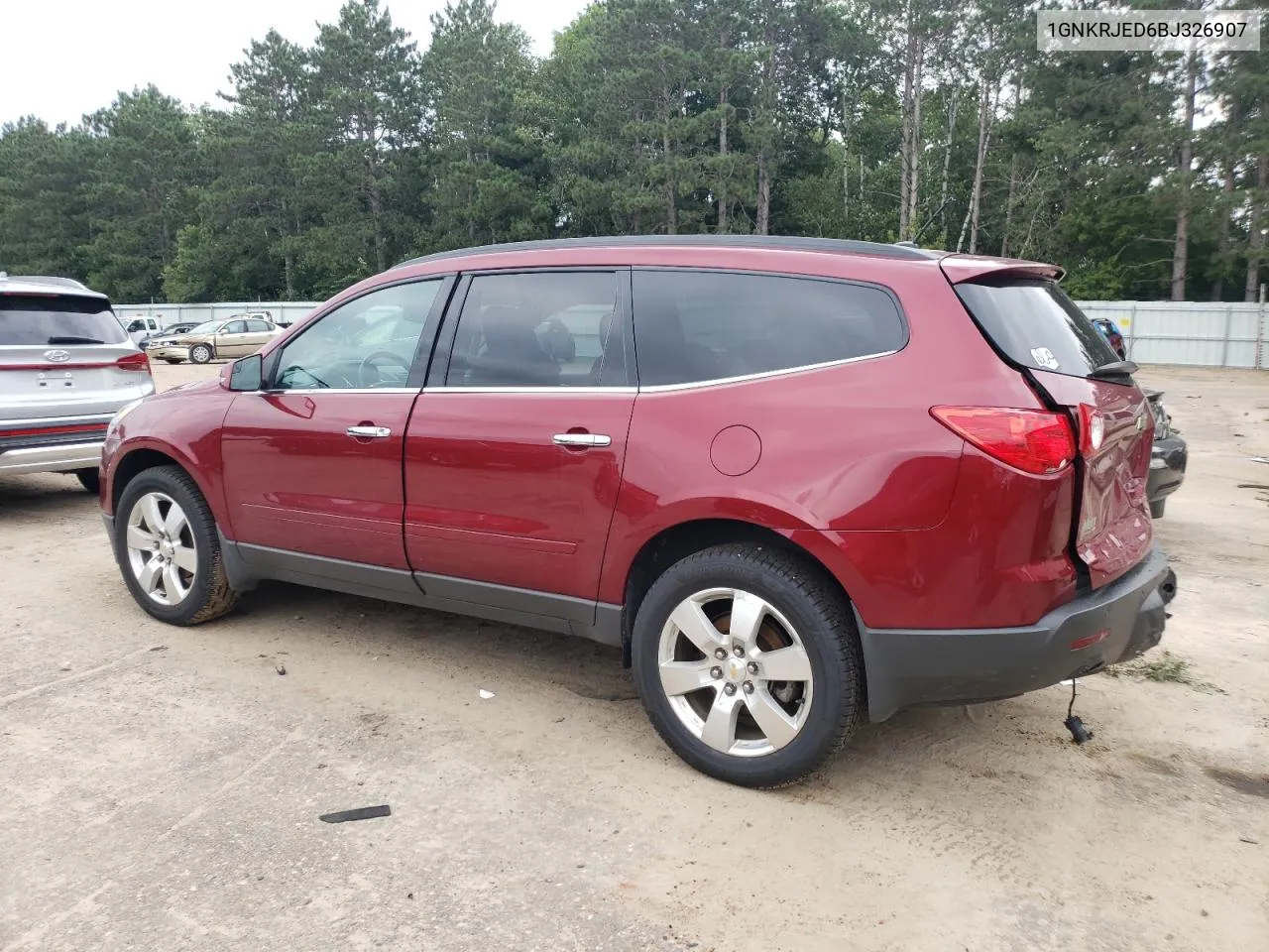 1GNKRJED6BJ326907 2011 Chevrolet Traverse Lt