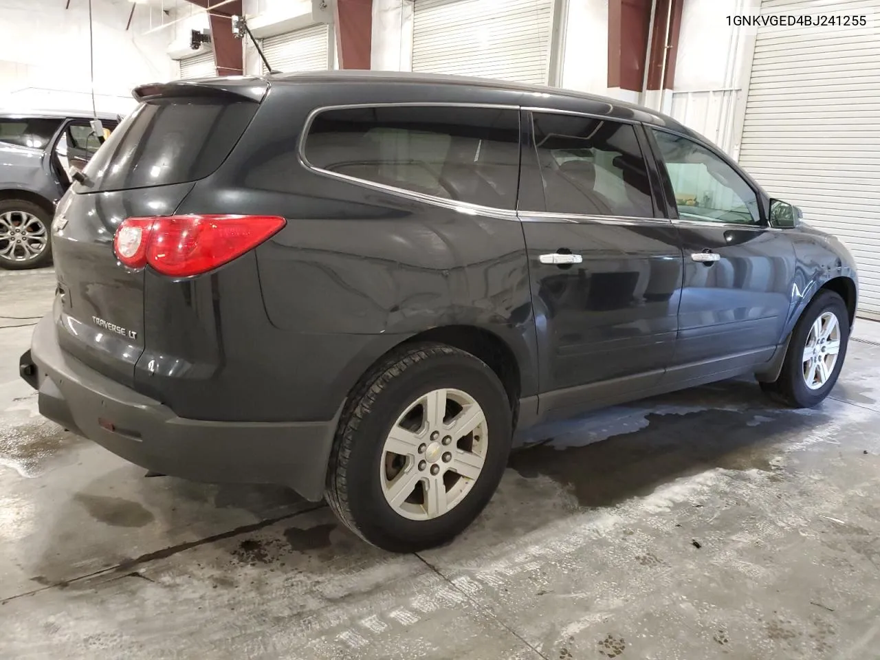 1GNKVGED4BJ241255 2011 Chevrolet Traverse Lt