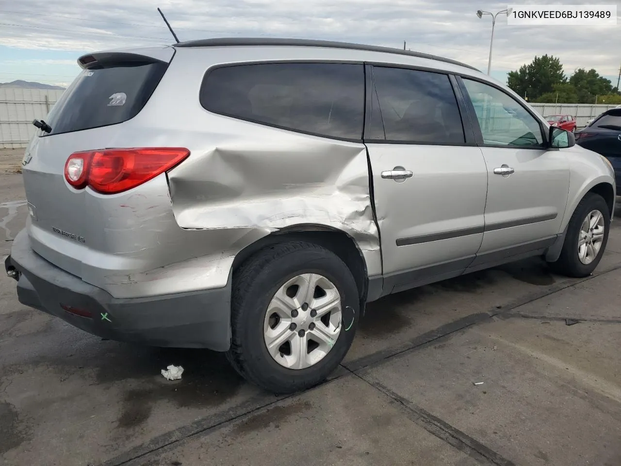 2011 Chevrolet Traverse Ls VIN: 1GNKVEED6BJ139489 Lot: 69821684