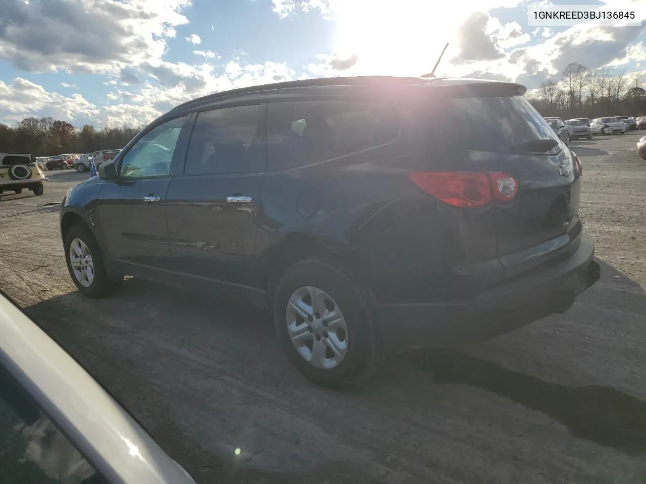 2011 Chevrolet Traverse Ls VIN: 1GNKREED3BJ136845 Lot: 73570494