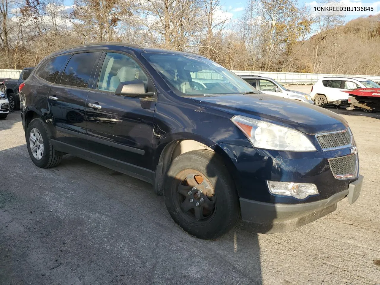 2011 Chevrolet Traverse Ls VIN: 1GNKREED3BJ136845 Lot: 73570494