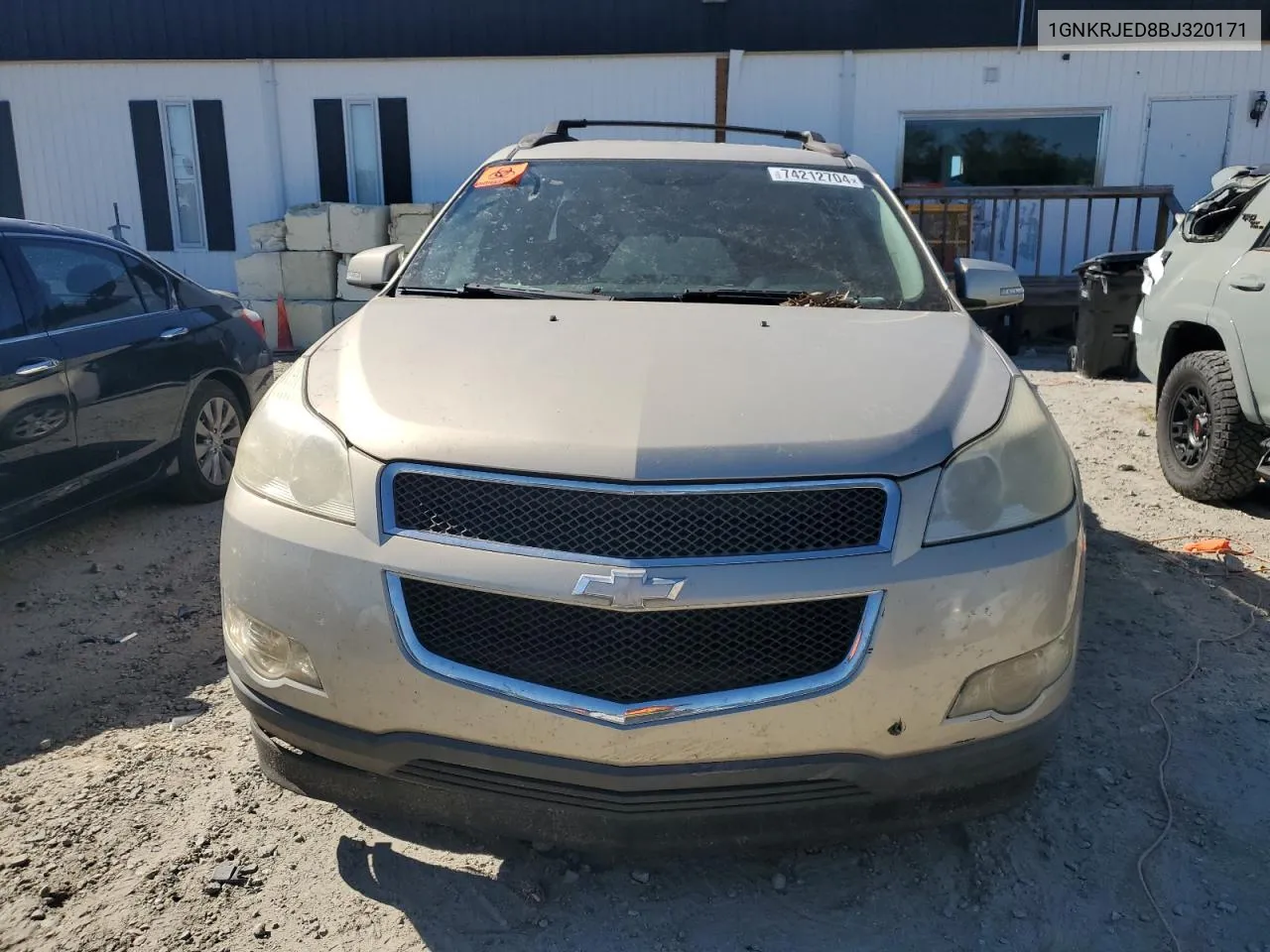 1GNKRJED8BJ320171 2011 Chevrolet Traverse Lt