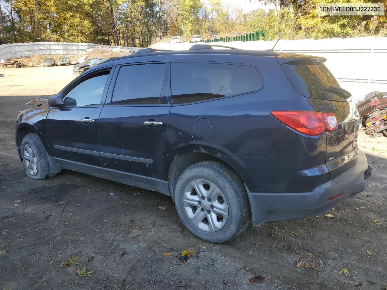 2011 Chevrolet Traverse Ls VIN: 1GNKVEED0BJ227230 Lot: 75050604