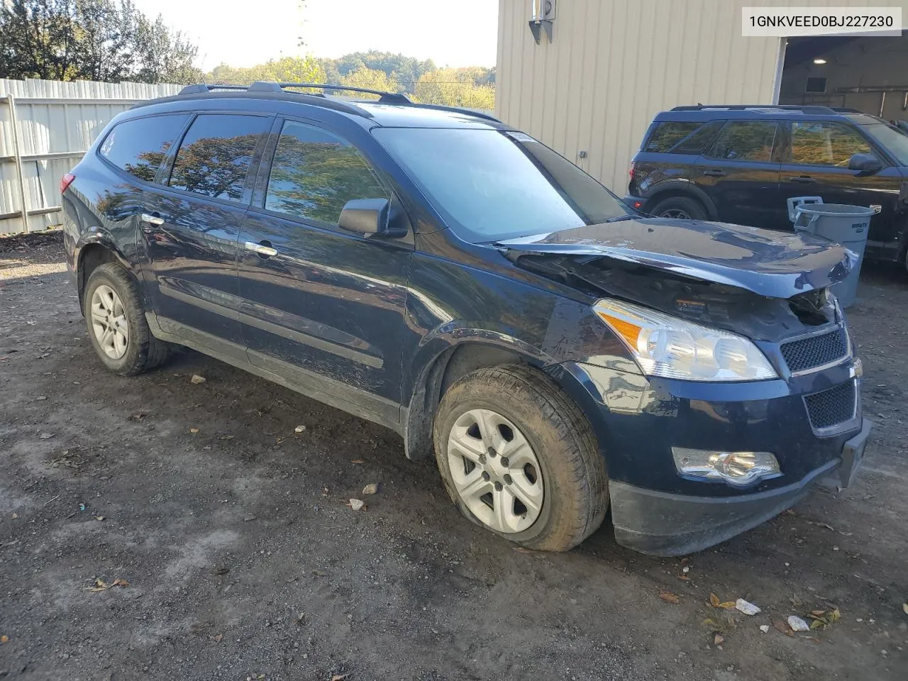 2011 Chevrolet Traverse Ls VIN: 1GNKVEED0BJ227230 Lot: 75050604