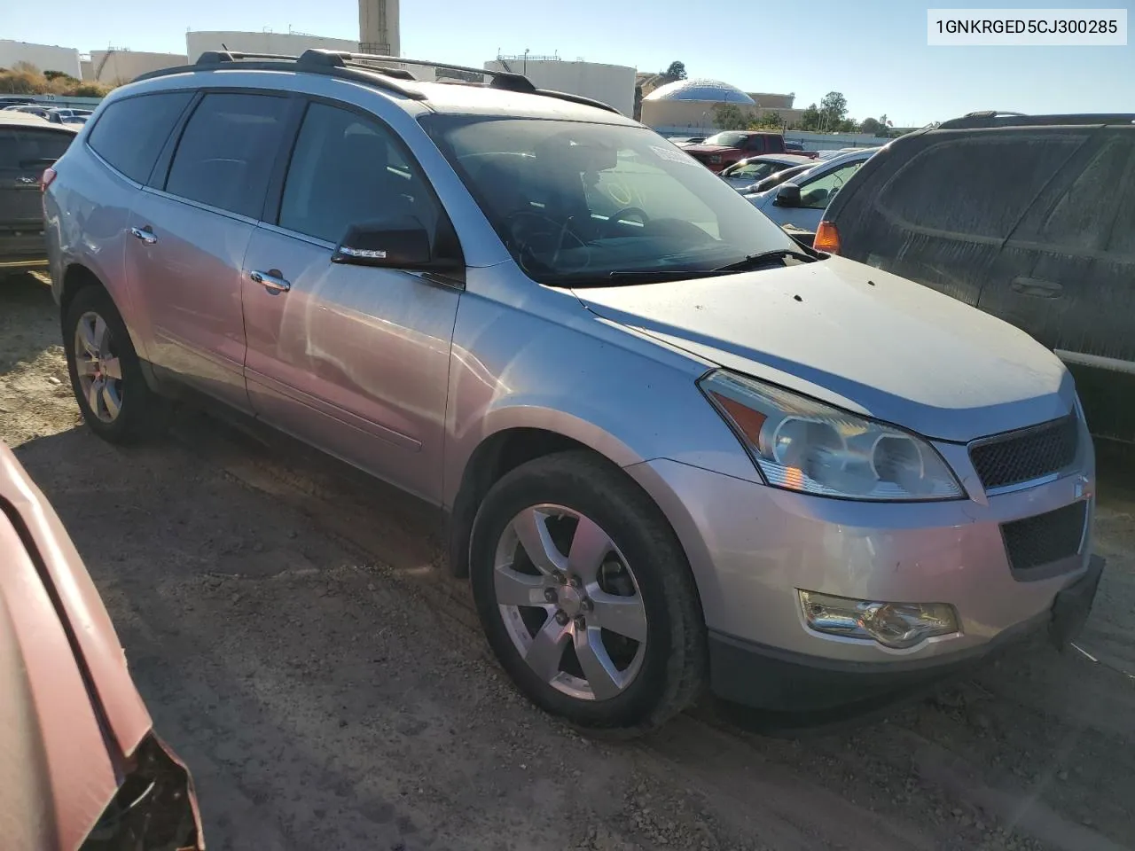 1GNKRGED5CJ300285 2012 Chevrolet Traverse Lt