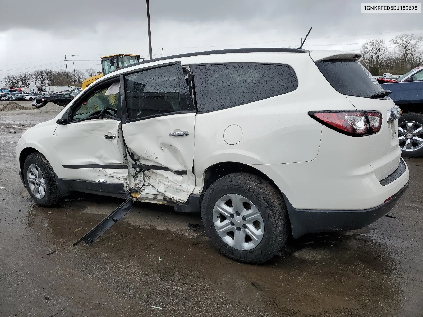 2013 Chevrolet Traverse Ls VIN: 1GNKRFED5DJ189698 Lot: 48045904