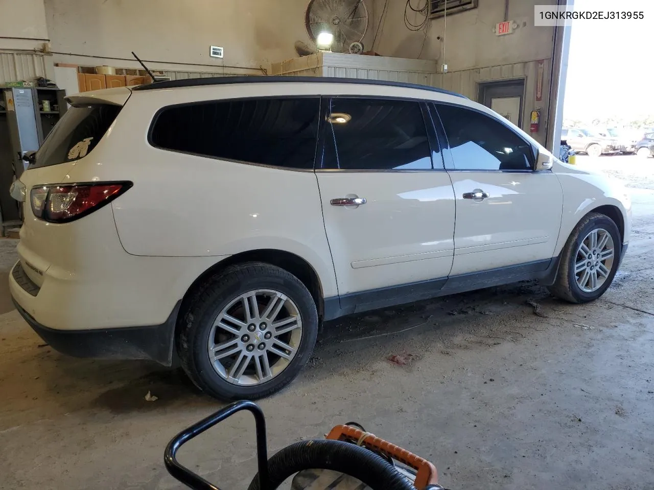 1GNKRGKD2EJ313955 2014 Chevrolet Traverse Lt